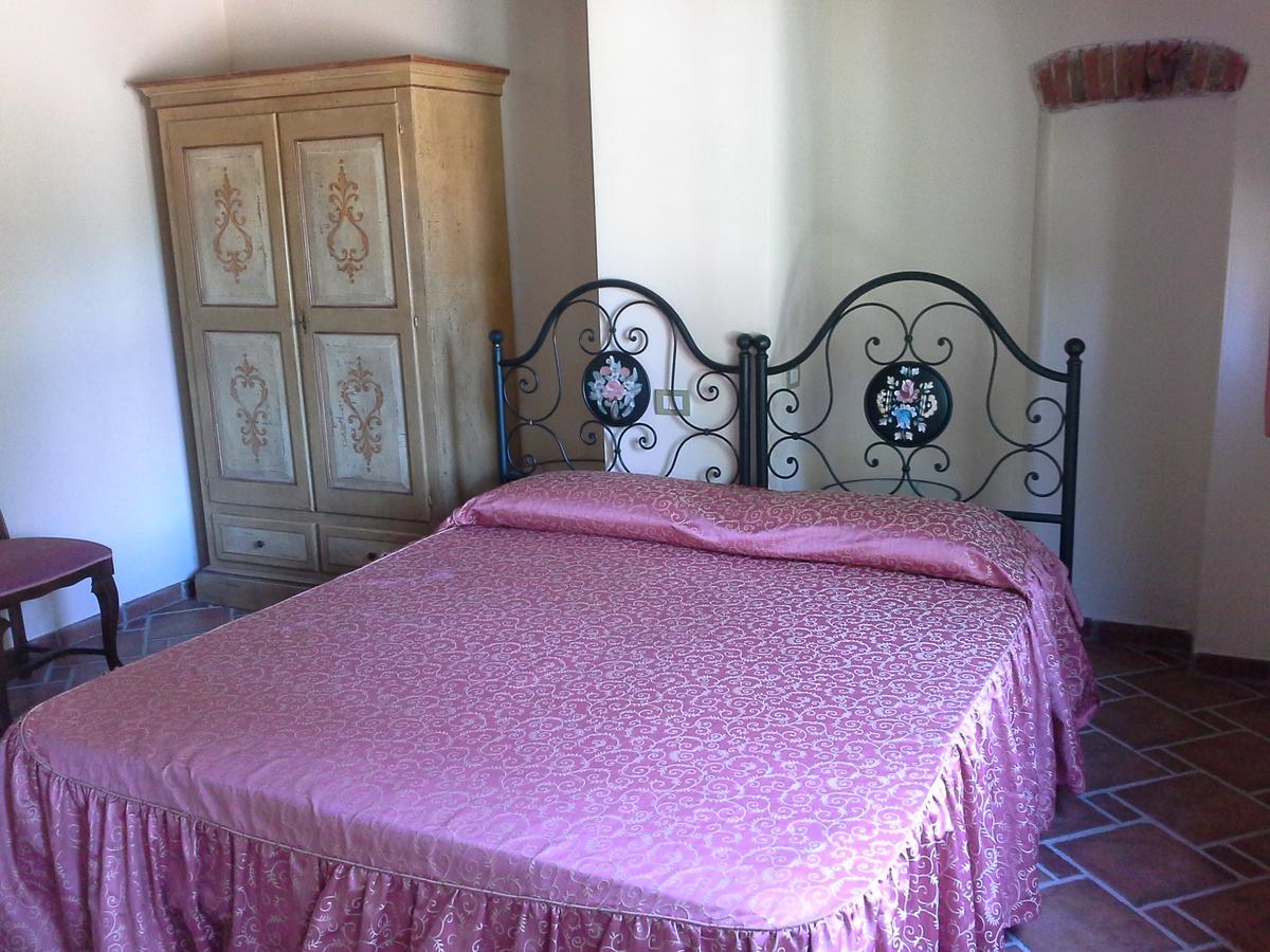 كامبيليا ماريتيما Residence La Contessa المظهر الخارجي الصورة